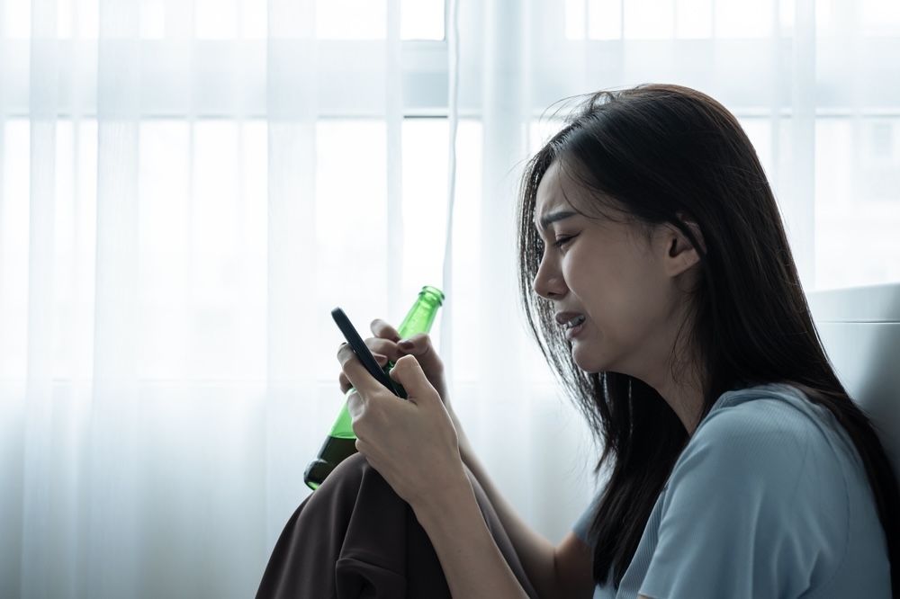 Woman needing outpatient addiction treatment